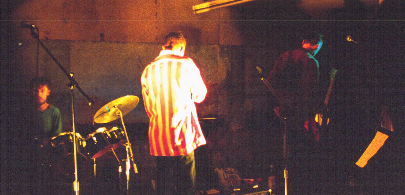 bandmood.jpg (190301 bytes)