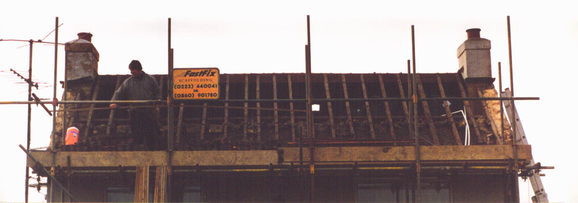 noroof.jpg (193794 bytes)